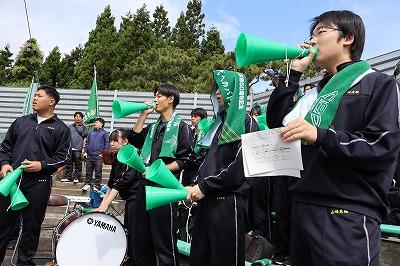 応援団は両校を応援!